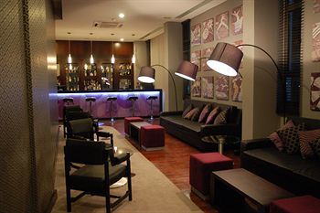 Hotel Bar